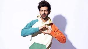 Kartik Aaryan comes up with a message for fans after Dostana 2 exit