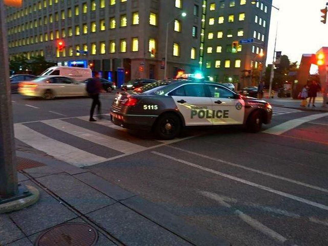 On Bloor Street, Toronto police investigating a bomb threat