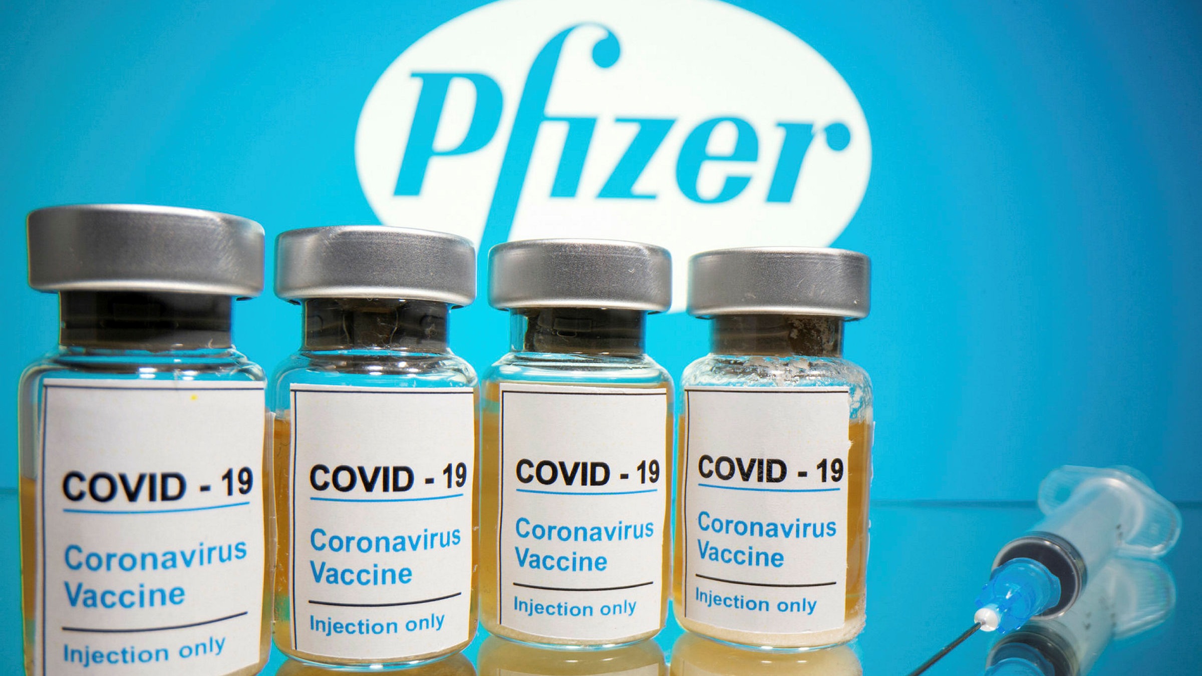 For people 18 to 24, Ontario recommends Pfizer COVID-19 vaccination over Moderna