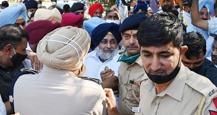 ਬੀਐਸਐਫ ਦੇ ਅਧਿਕਾਰ ਖੇਤਰ ਦੇ ਵਿਸਥਾਰ ਤੋਂ ਬਾਅਦ ਅਕਾਲੀ ਦਲ ਨੇ ਕਾਂਗਰਸ ਨੂੰ ਠਹਿਰਾਇਆ ਜ਼ਿੰਮੇਵਾਰ