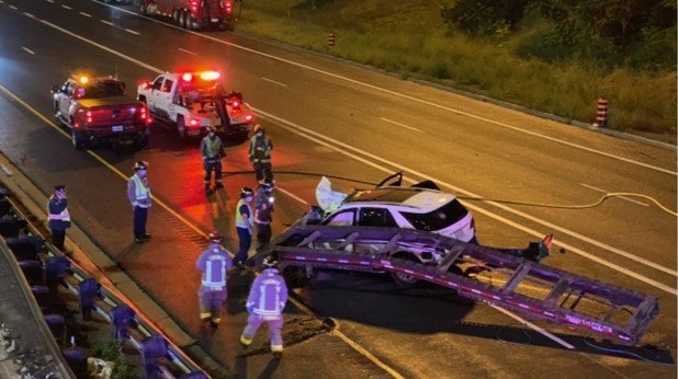 ਹਾਈਵੇਅ 401 ‘ਤੇ ਟਰੈਕਟਰ-ਟ੍ਰੇਲਰ ਅਤੇ ਐਸਯੂਵੀ ਦੀ ਟੱਕਰ ਤੋਂ ਬਾਅਦ ਵਿਅਕਤੀ ਗੰਭੀਰ ਰੂਪ ਨਾਲ ਜ਼ਖਮੀ 