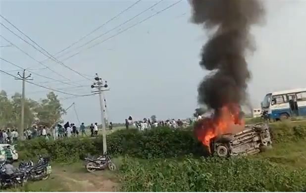 Violence in Lakhimpur Kheri after farmers run over by vehicle of BJP leaders