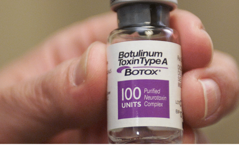 ਇੱਕ ਆਦਮੀ ਉੱਤੇ ਓਸ਼ਾਵਾ ਵਿੱਚ ਅਣਅਧਿਕਾਰਤ ਕਾਸਮੈਟਿਕ ਸਰਜਰੀ ਕਲੀਨਿਕ ਚਲਾਉਣ ਦਾ ਦੋਸ਼