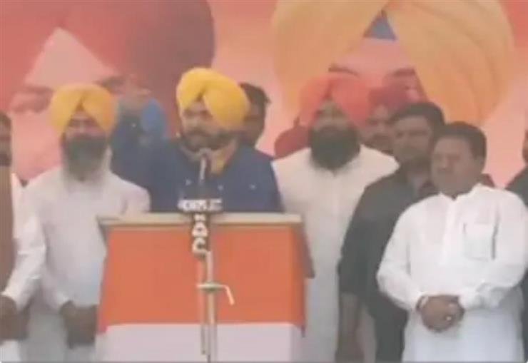 ਨਵਜੋਤ ਸਿੱਧੂ ਨੇ ਮੋਗਾ ਰੈਲੀ ‘ਚ ਕੀਤੇ ਵੱਡੇ ਐਲਾਨ