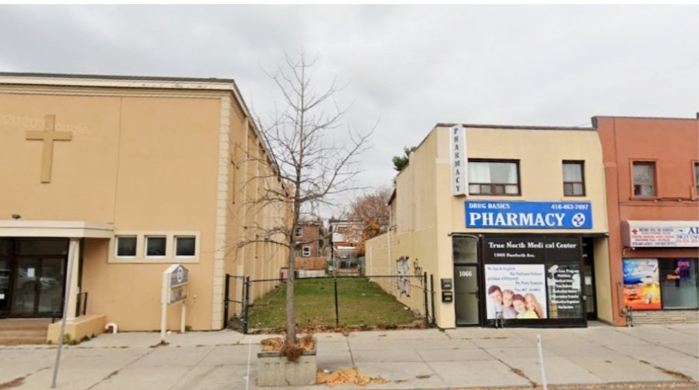 30 ਸੈਂਟੀਮੀਟਰ ਤੋਂ ਘੱਟ ਚੌੜਾ ਜ਼ਮੀਨ ਦਾ ਖਾਲੀ ਟੁਕੜਾ, ਖਰੀਦਦਾਰਾਂ ਦੀ ਬਣਿਆ ਪਹਿਲੀ ਪਸੰਦ