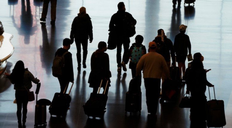 ਯੂ.ਐੱਸ. ਦੀ ਯਾਤਰਾ ਲਈ ਵਿਦੇਸ਼ੀ ਹਵਾਈ ਯਾਤਰੀਆਂ ਨੂੰ ਇੱਕ ਦਿਨ ਪਹਿਲਾਂ ਕਰਾਉਣਾ ਪਵੇਗਾ ਕੋਵਿਡ ਟੈਸਟ