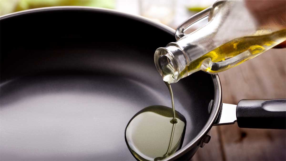 ਤੜਕੇ ਲਈ ਤੇਲ ਜਾਂ ਘਿਓ ਦੀ ਕਰੀਏ ਵਰਤੋ? ਕਿਸਦਾ ਸਿਹਤ ਤੇ ਕਿ ਪੈਂਦਾ ਹੈ ਅਸਰ