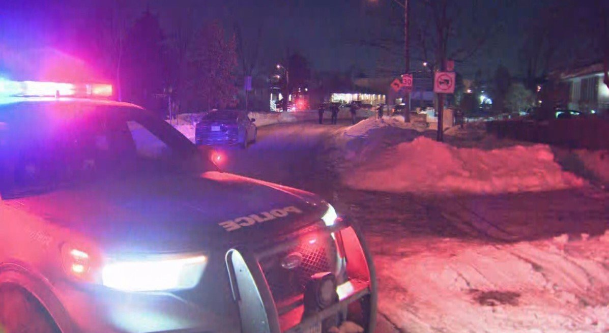 Police looking for two suspect after a man shot near Jane and Finch