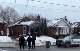 Stabbing in Toronto: A woman critically injured