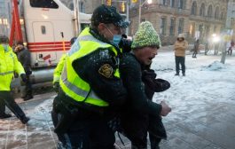 Sweeping operation to disperse Ottawa protests, police arrested at least 100 people