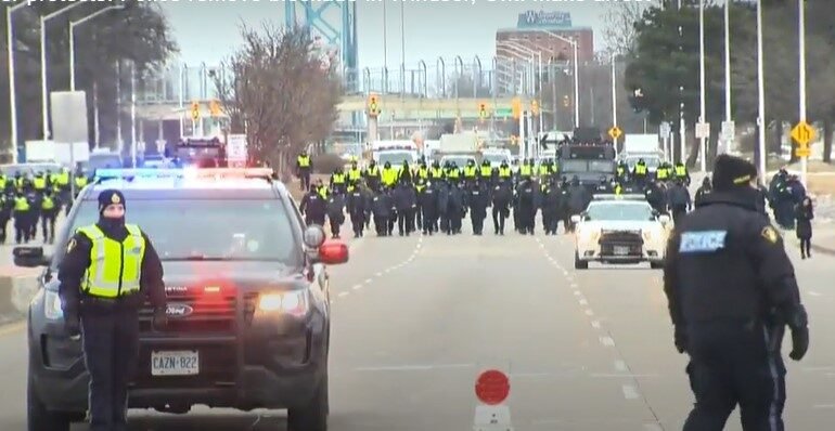 As the roadblock on Ambassador Bridge begins to dissipate, police make arrests