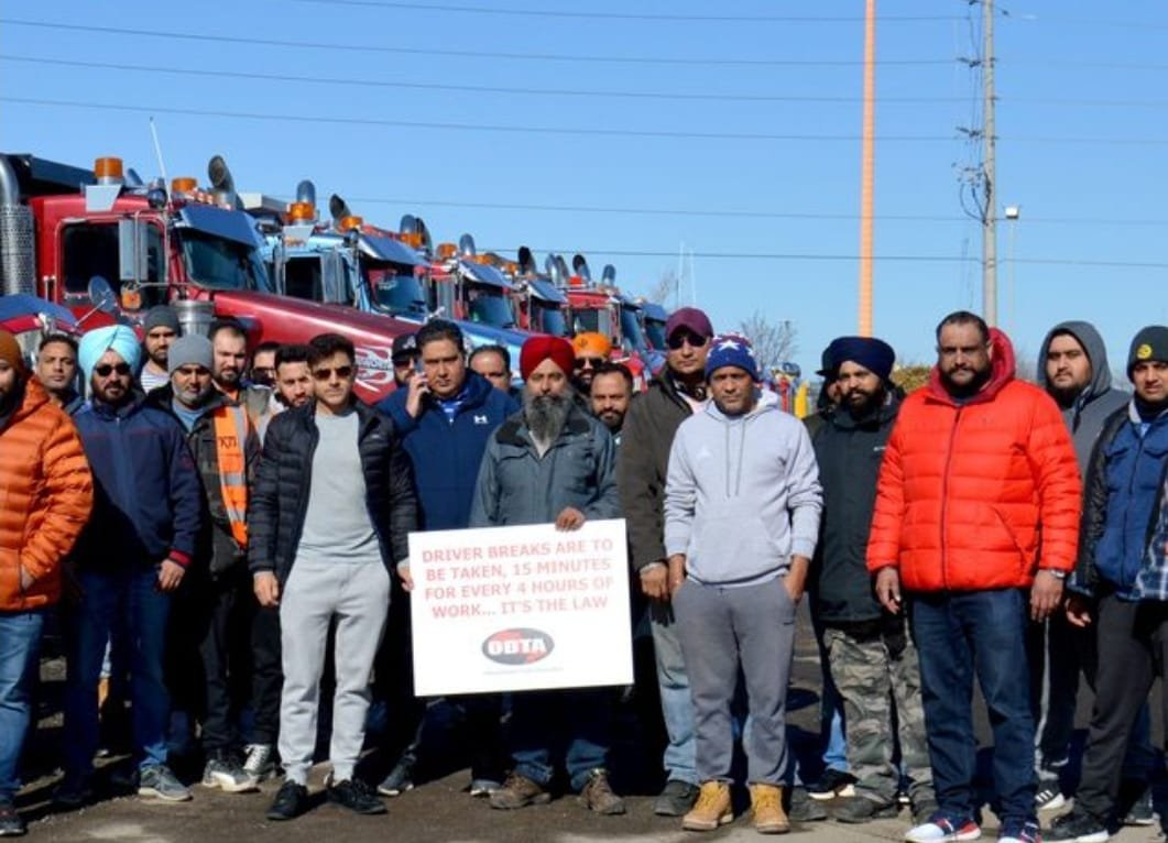 Ontario Dump Truck Association protests in Mississauga demanding higher rates