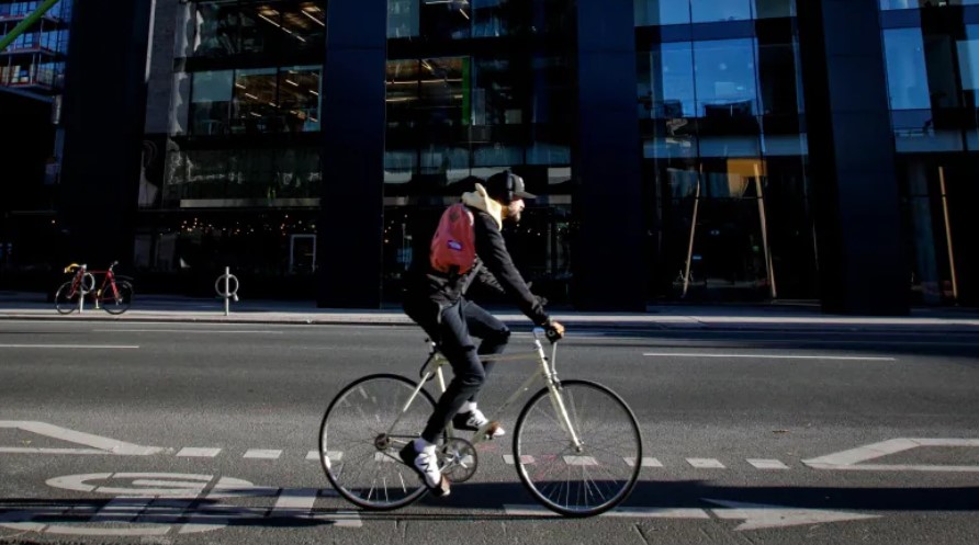 In Toronto, a new downtown collision reporting centre open for pedestrians and bikers