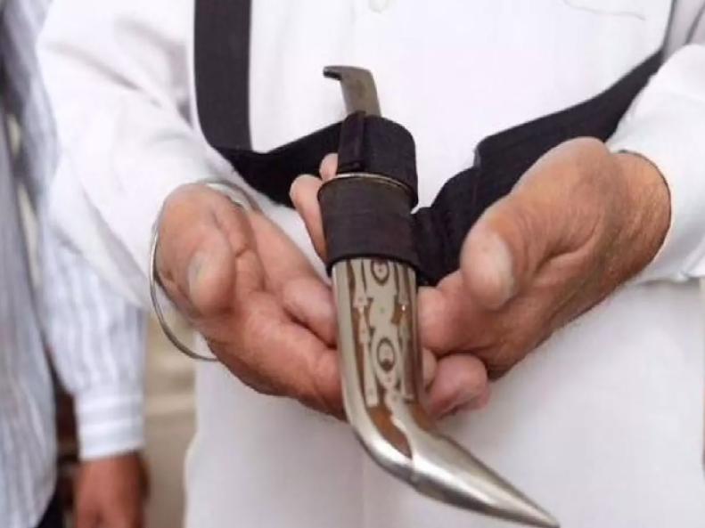 Government of India issues corrigendum of order barring Sikh employees from carrying Kirpan at country’s airports