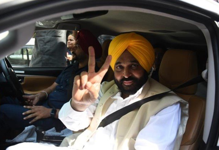 ਭਗਵੰਤ ਮਾਨ ਨੇ ਕੇਜਰੀਵਾਲ ਨਾਲ ਕੀਤੀ ਅਹਿਮ ਮੀਟਿੰਗ; ‘ਆਪ’ ਵਿਧਾਇਕਾਂ ਦੀ ਅੱਜ ਸ਼ਾਮ ਚੰਡੀਗੜ੍ਹ ‘ਚ ਮੀਟਿੰਗ