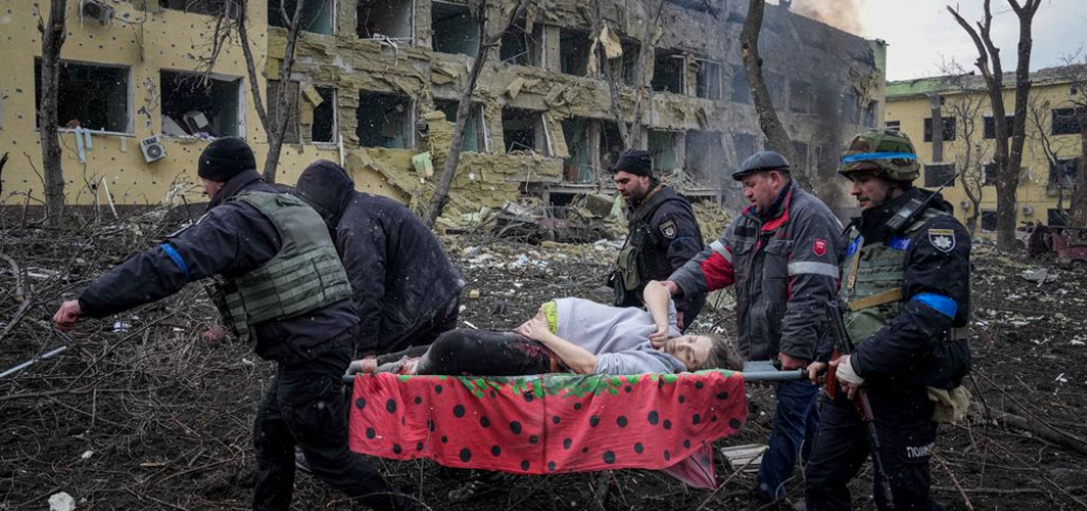 Ukraine war:  A pregnant woman and her infant killed after hospital shelled