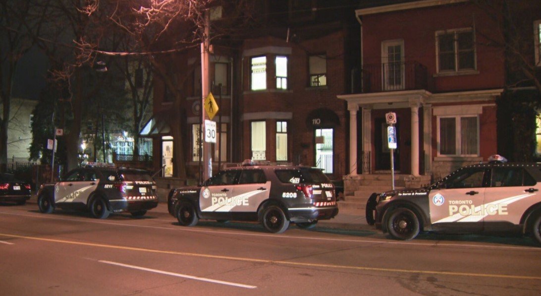 In downtown Toronto,Man critically injured by stabbing