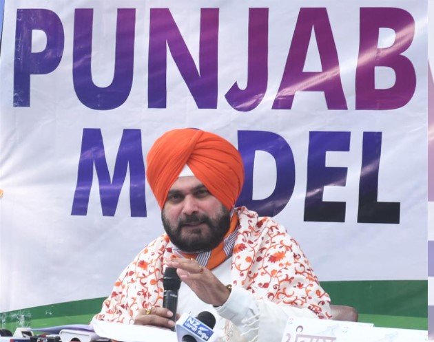 ਵਿਧਾਨ ਸਭਾ ਚੋਣਾਂ ਦੇ ਨਤੀਜਿਆਂ ਤੋਂ ਇੱਕ ਦਿਨ ਬਾਅਦ, ਨਵਜੋਤ ਸਿੰਘ ਸਿੱਧੂ ਨੇ ਪੰਜਾਬ ਵਿੱਚ ਸੱਤਾ ਤਬਦੀਲੀ ਦਾ ਕੀਤਾ ਸਵਾਗਤ