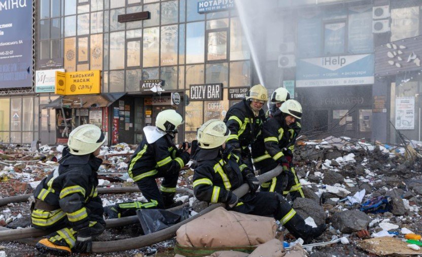 ਰੂਸ ਦੱਖਣੀ ਯੂਕਰੇਨ ਵਿੱਚ ਵਧਿਆ ਅੱਗੇ, ਜ਼ੇਲੇਨਸਕੀ ਨੇ ਗੱਲਬਾਤ ਦੀ ਕੀਤੀ ਅਪੀਲ