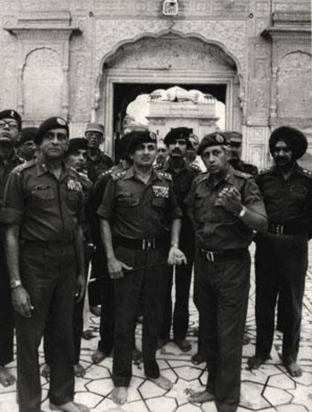 ਜੂਨ 1984: ਜਦੋਂ ਸਿੱਖ IPS ਅਫਸਰ ਨੇ ਬਰਾੜ ਦਾ ਹੁਕਮ ਮੋੜਦਿਆਂ ਦਰਬਾਰ ਸਾਹਿਬ ਤੇ ਨਹੀਂ ਚਲਾਈ ਗੋਲੀ