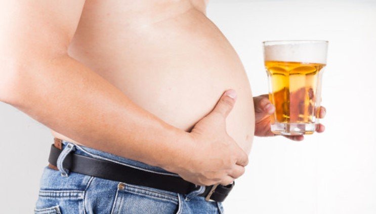 Obesity may increase the risk of cancer in alcoholics