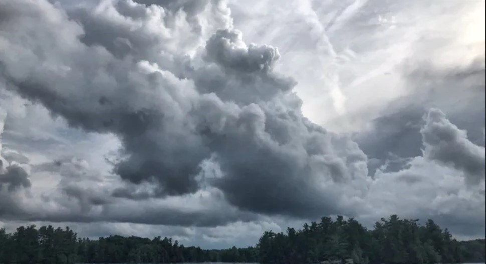 Southern Ontario under severe thunderstorm warnings