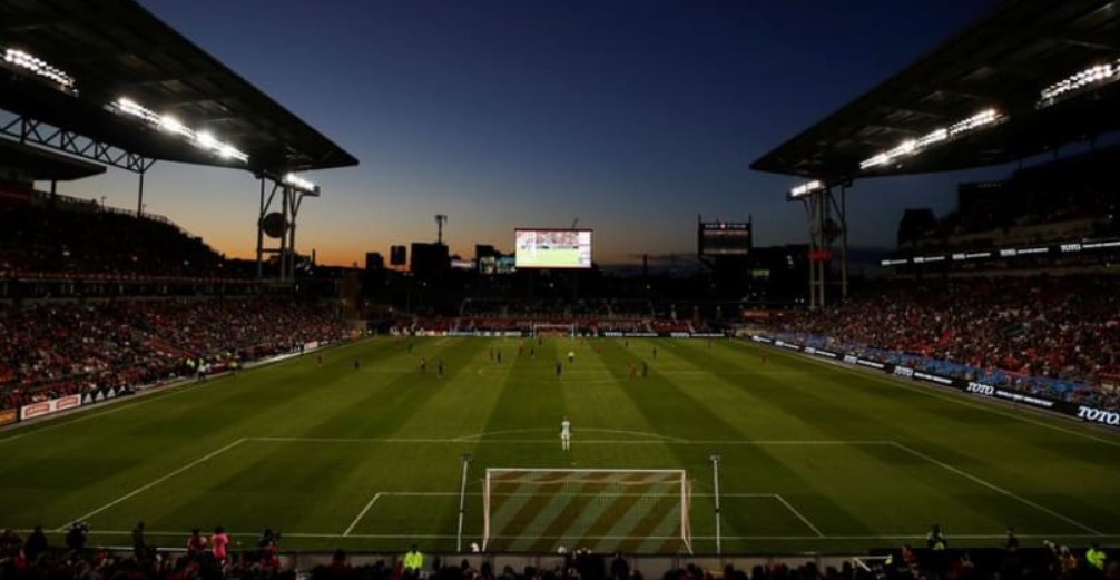 2026 FIFA World Cup claimed to be hosted by Canada's largest cities, Toronto and Vancouver