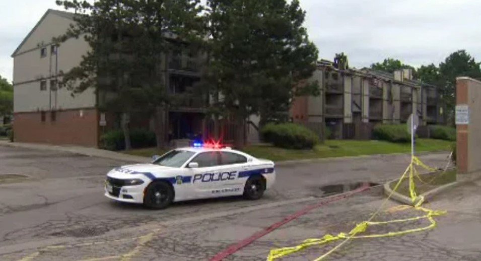 A fire breaks out in a Mississauga townhouse, resulting damages of 36 apartments