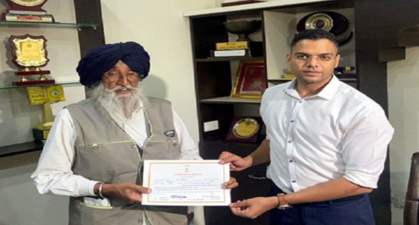 ਸੰਗਰੂਰ ਲੋਕ ਸਭਾ ਚੋਣਾਂ ‘ਚ ਜਿੱਤ ਤੋਂ ਬਾਅਦ ਸਿਮਰਨਜੀਤ ਸਿੰਘ ਮਾਨ ਨੂੰ ਮਿਲਿਆ ਸਰਟੀਫਿਕੇਟ