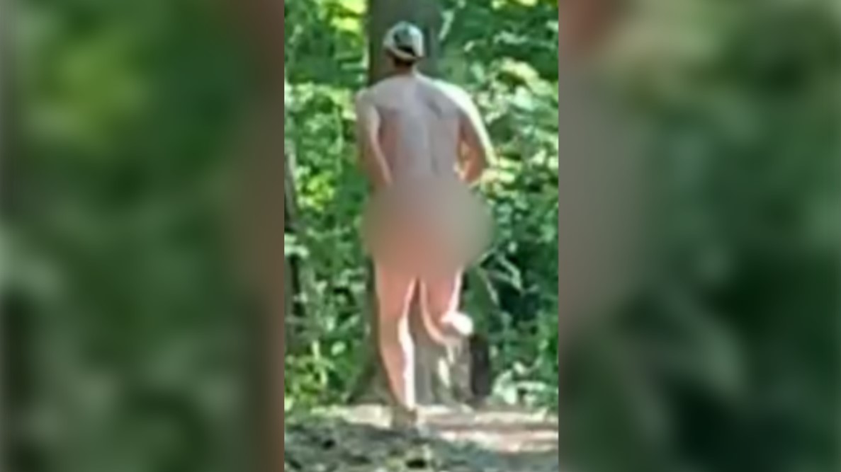 A man committed an indecent act in Aurora and ran back into woods naked: Police