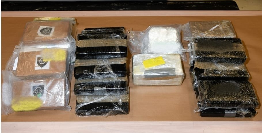 ਐੰਬਸਡਰ ਬ੍ਰਿਜ ਤੋਂ 30 ਕਿਲੋ ਕੋਕੀਨ ਬਰਾਮਦ,ਦੋ ਜਣੇ ਗ੍ਰਿਫਤਾਰ