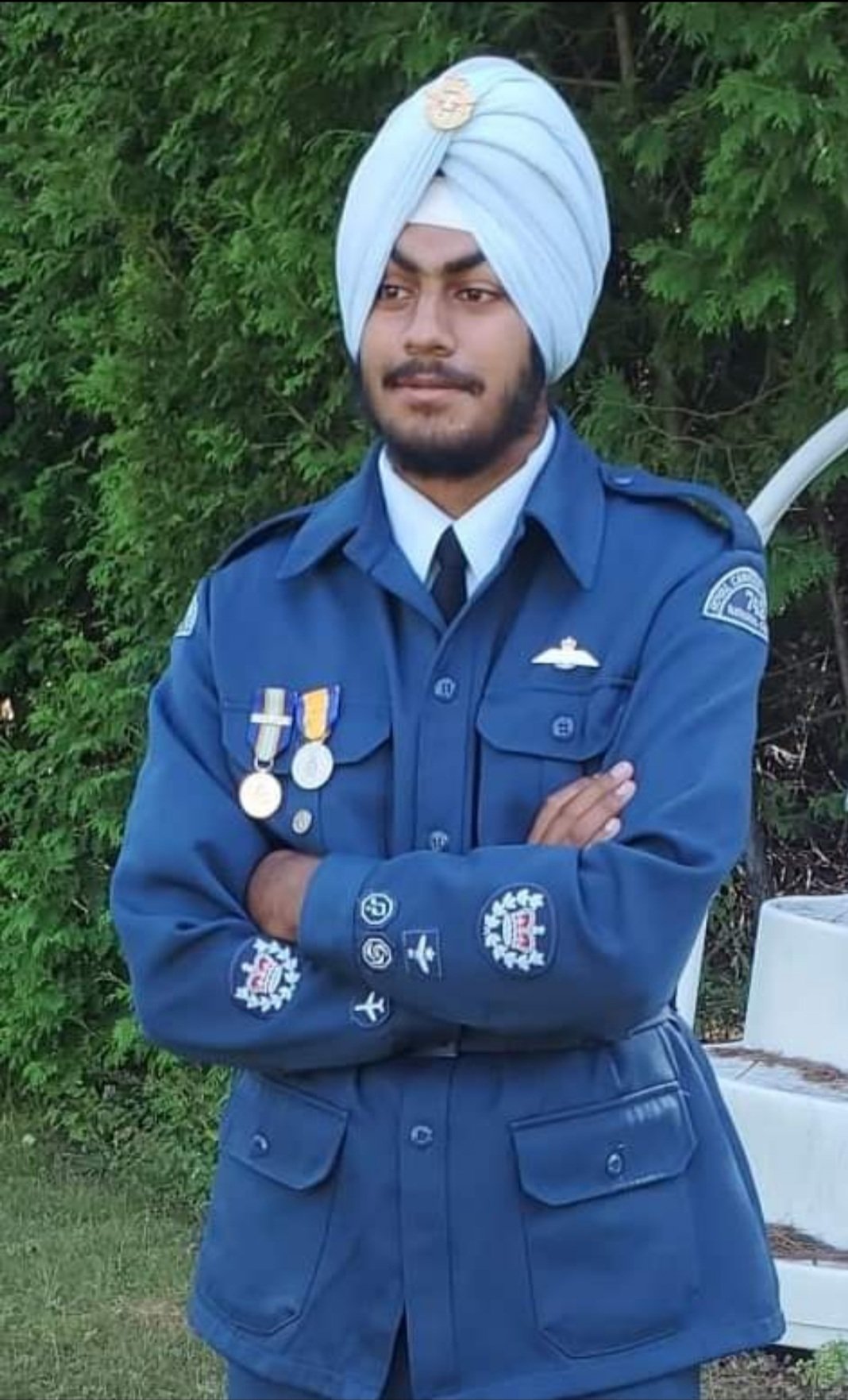 ਕੈਨੇਡਾ ਚ 16 ਸਾਲਾ ਦਾ ਸਿੱਖ ਨੌਜਵਾਨ ਬਣਿਆ ਪਾਇਲਟ