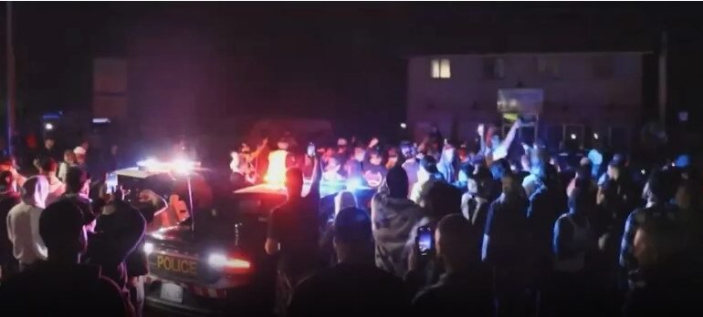 Wasaga ਬੀਚ ‘ਤੇ ਵੀਕਐਂਡ ‘ਤੇ ਲਗਾਏ ਗਏ ਲਗਭਗ 200 ਦੋਸ਼, ਜਾਂਚ ਜਾਰੀ: ਪੁਲਿਸ