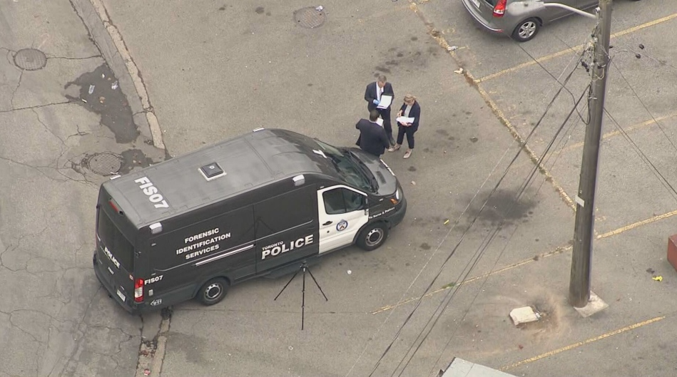 ਟੋਰਾਂਟੋ ‘ਚ ਗੋਲੀਬਾਰੀ ਕਾਰਨ ਇਕ ਵਿਅਕਤੀ ਦੀ ਮੌਤ, ਦੂਜਾ ਗੰਭੀਰ ਜ਼ਖਮੀ