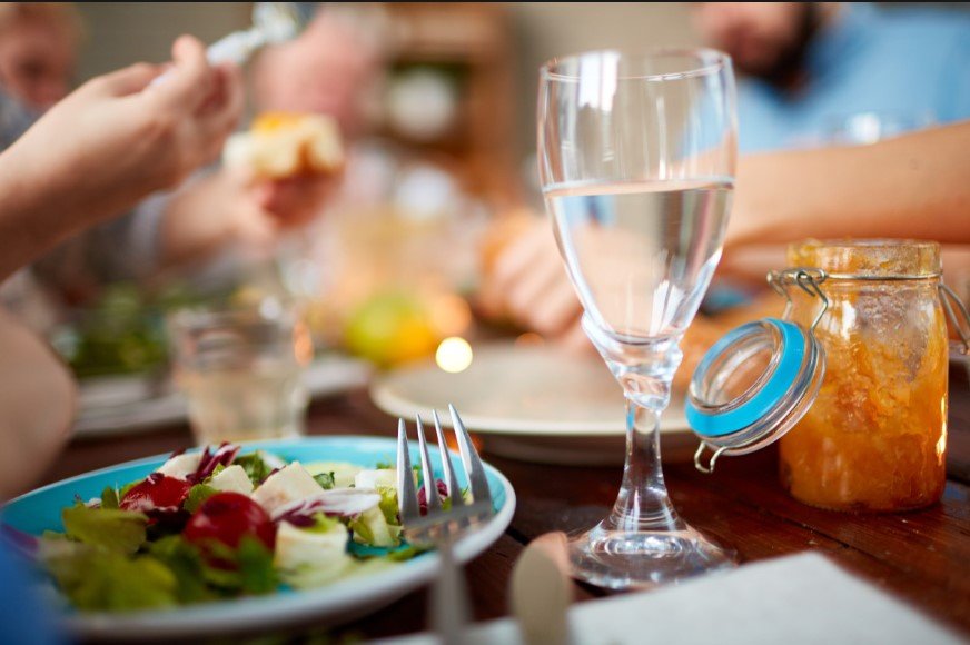 ਜੇਕਰ ਤੁਸੀਂ ਵੀ ਖਾਣਾ ਖਾਣ ਤੋਂ ਤੁਰੰਤ ਬਾਅਦ ਪੀਂਦੇ ਹੋ ਪਾਣੀ ਤਾਂ ਹੋ ਸਕਦੇ ਓ ਬਿਮਾਰ