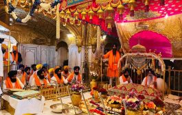 ਸ੍ਰੀ ਗੁਰੂ ਤੇਗ ਬਹਾਦਰ ਸਾਹਿਬ ਦੇ ਪ੍ਰਕਾਸ਼ ਪੁਰਬ ਮੌਕੇ ਸੱਚਖੰਡ ਸ੍ਰੀ ਹਰਿਮੰਦਰ ਸਾਹਿਬ ਵਿਖੇ ਸਜਾਏ ਅਲੌਕਿਕ ਜਲੌਅ