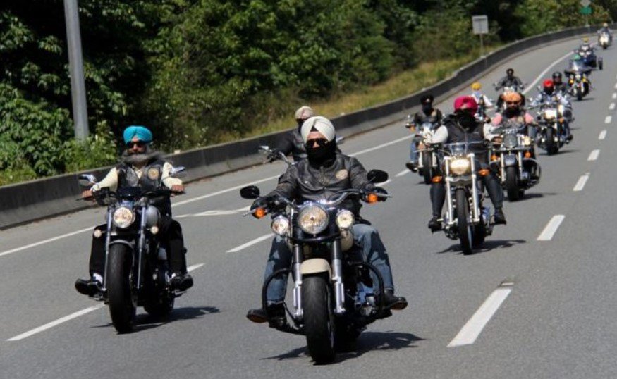 ਸਸਕੈਚਵਨ ਦੀ ਸਰਕਾਰ ਨੇ ਸਿੱਖ ਮੋਟਰਸਾਈਕਲ ਸਵਾਰਾਂ ਨੂੰ ਦਿੱਤੀ ਹੈਲਮਟ ਤੋਂ ਅਸਥਾਈ ਛੋਟ