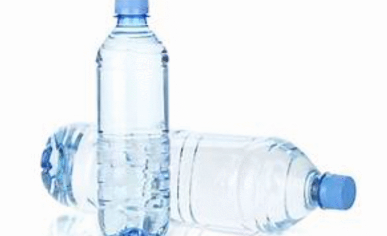 ਬੋਤਲ ਵਾਲੇ ਪਾਣੀ ਰਾਹੀਂ ਲੱਖਾਂ ਪਲਾਸਟਿਕ ਕਣ ਸਰੀਰ ‘ਚ ਦਾਖ਼ਲ ਹੁੰਦੇ ਹਨ: ਅਧਿਐਨ