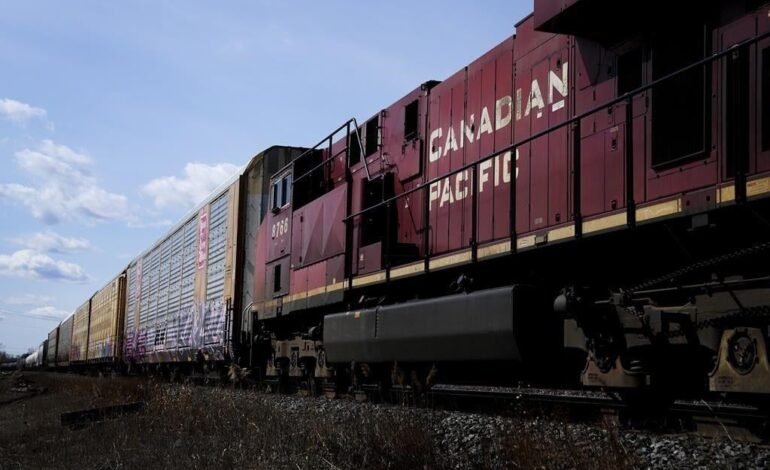 ਰੇਲ ਮਜ਼ਦੂਰਾਂ ਨੇ CN ਅਤੇ CPKC ਰੇਲਵੇ ‘ਤੇ ਹੜਤਾਲ ਲਈ ਮੁੜ ਵੋਟਾਂ ਪਾਈਆਂ