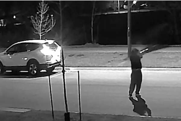 ਯਾਰਕ ਰੀਜਨ ’ਚ ਗੋਲੀਬਾਰੀ: ਘਰ ’ਤੇ 18 ਗੋਲੀਆਂ ਚਲਾਉਣ ਦੀ ਵੀਡੀਓ ਜਾਰੀ