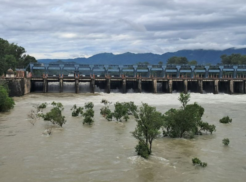 ਪੰਜਾਬ ਵਿੱਚ ਹੜ੍ਹਾਂ ਦਾ ਖਤਰਾ ਵਧਿਆ, 6-7 ਅਕਤੂਬਰ ਨੂੰ ਰਿਕਾਰਡ ਤੋੜ ਬਾਰਿਸ਼ ਦੀ ਸੰਭਾਵਨਾ