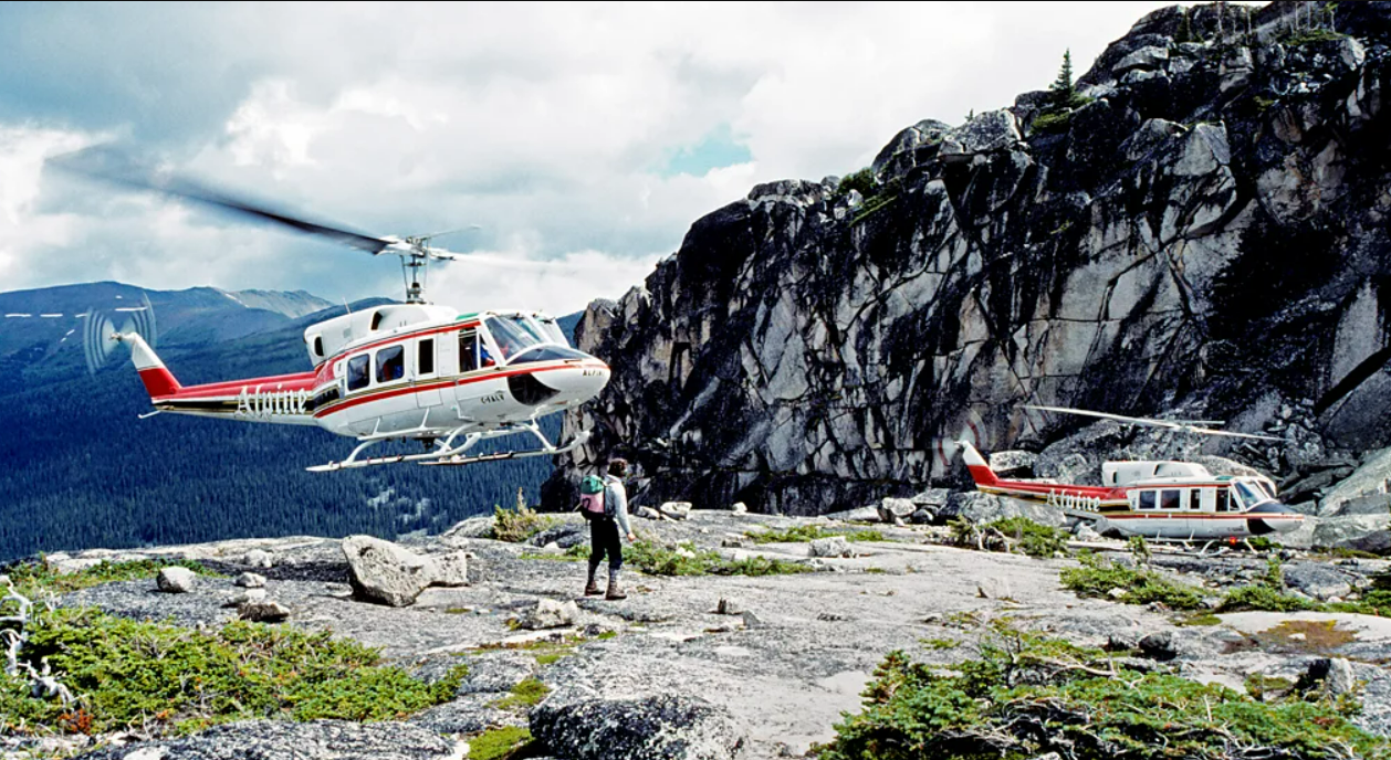 Canadian Mountains ਜਿੱਥੇ ਜੰਮਿਆ ਸੀ “Heli-Hiking” ਦਾ ਖ਼ਿਆਲ — British Columbia ਦੀਆਂ ਪਹਾੜੀਆਂ ‘ਚ Adventure ਦਾ ਨਵਾਂ ਰੰਗ |