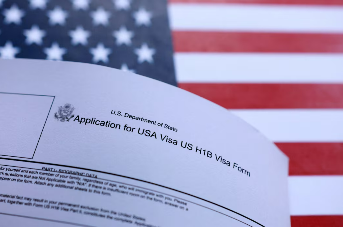 Trump Administration ਨੇ H-1B Visa ਲਈ ਕਸਿਆ ਕਸੌਟੀ: Free Speech ਸਬੰਧੀ ਨਵੀਂ Vetting Policy ਲਾਗੂ !
