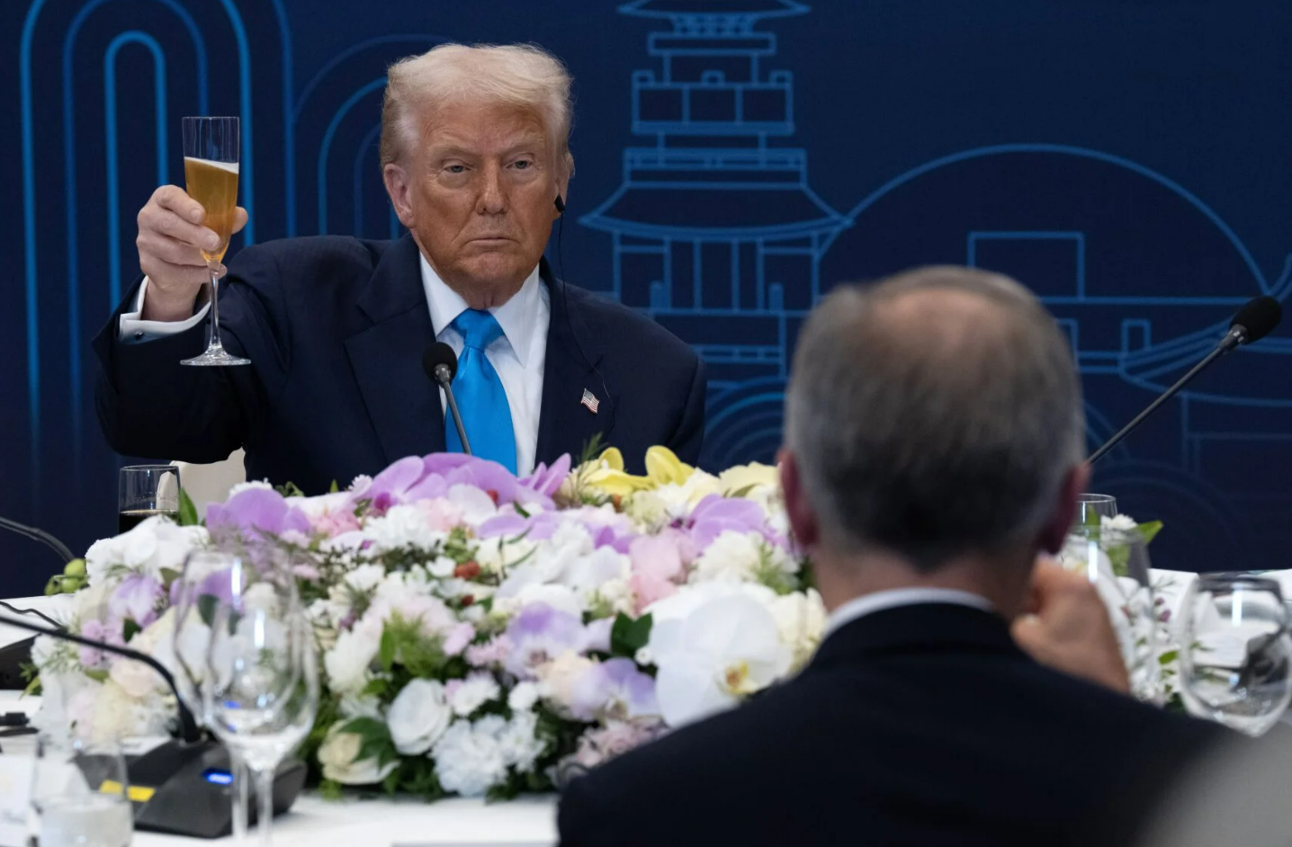 Mark Carney ਦਾ ਦਾਅਵਾ: Trump ਕੈਨੇਡਾ ਨੂੰ ਅਮਰੀਕਾ ‘ਤੇ ਨਿਰਭਰ ਦੇਖਣਾ ਚਾਹੁੰਦਾ |