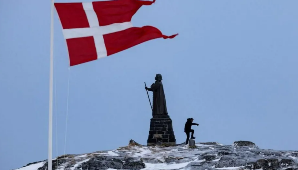 Trump ਦਾ ਦਾਅਵਾ: “US ਨੂੰ Greenland own ਕਰਨਾ ਪਵੇਗਾ, ਨਹੀਂ ਤਾਂ Russia ਤੇ China ਕਬਜ਼ਾ ਕਰ ਲੈਣਗੇ” |