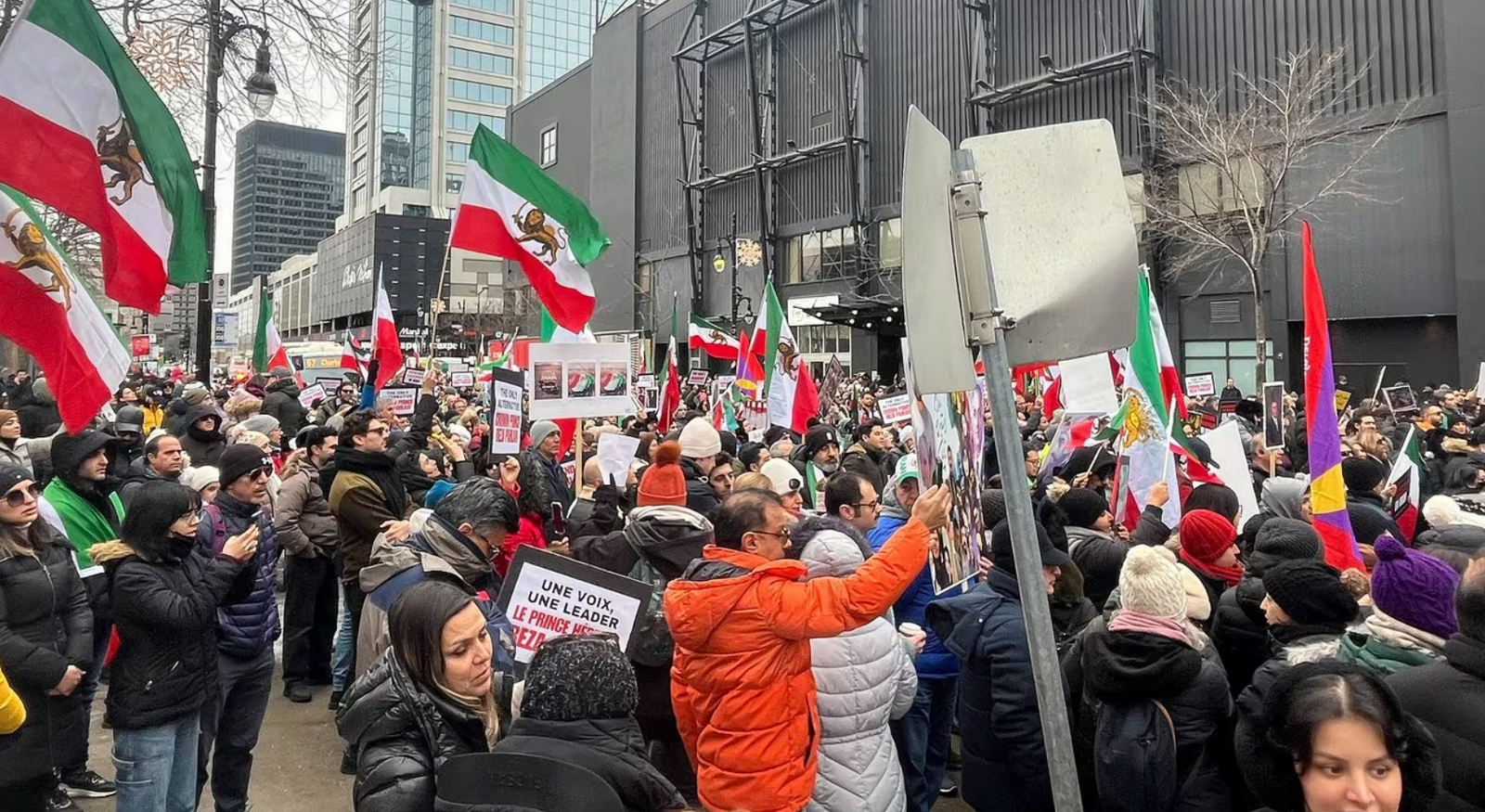 ਇਰਾਨ ਵਿੱਚ ਸਰਕਾਰ ਵਿਰੋਧੀ ਪ੍ਰਦਰਸ਼ਨ ਤੀਜੇ ਹਫ਼ਤੇ ‘ਚ ਦਾਖ਼ਲ, ਸੈਂਕੜੇ ਮੌਤਾਂ ਦੀ ਪੁਸ਼ਟੀ |