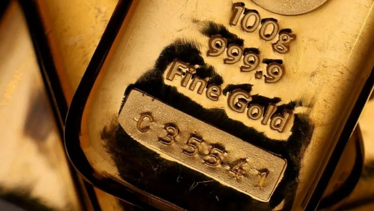 ਸੋਨਾ ਪਹਿਲੀ ਵਾਰ $5,000 ਤੋਂ ਪਾਰ, ਇਤਿਹਾਸਕ ਰੈਲੀ ਜਾਰੀ |