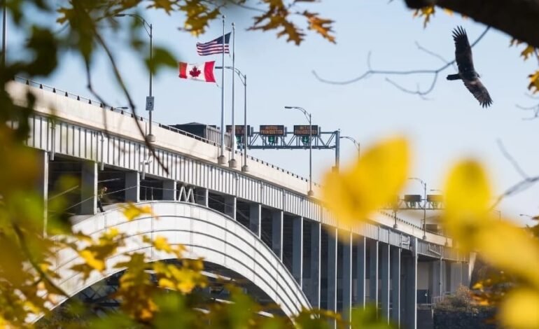 CBSA ਅਧਿਕਾਰੀ ‘ਤੇ ਵੱਡਾ ਮਾਮਲਾ ਦਰਜ, ਨਸ਼ੀਲੇ ਸਮਾਨ ਨਾਲ ਭਰਿਆ ਟਰੱਕ Canada ਵਿੱਚ ਦਾਖਲ ਕਰਨ ਦਾ ਦੋਸ਼ |