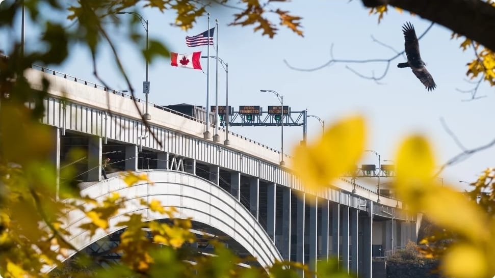 CBSA ਅਧਿਕਾਰੀ ‘ਤੇ ਵੱਡਾ ਮਾਮਲਾ ਦਰਜ, ਨਸ਼ੀਲੇ ਸਮਾਨ ਨਾਲ ਭਰਿਆ ਟਰੱਕ Canada ਵਿੱਚ ਦਾਖਲ ਕਰਨ ਦਾ ਦੋਸ਼ |