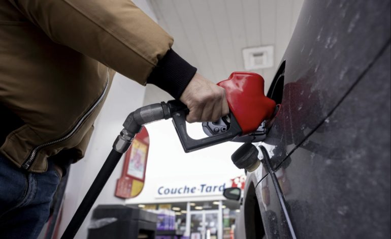 Canada Economy ‘ਤੇ ਮੰਡਰਾਇਆ Recession ਖਤਰਾ, ਤੇਲ ਕੀਮਤਾਂ ਕਾਰਨ ਚਿੰਤਾ |